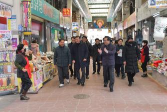 2023년 1월 17일 정황근 농림축산식품부 장관 산성시장, 소망의 집 사회복지시설 방문 이미지