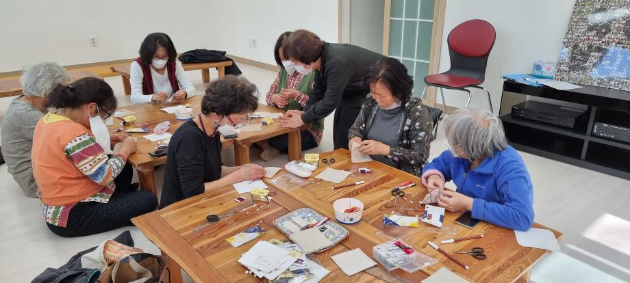 2022 계룡면 상반기 평생학습 "야생화 자수" 이미지