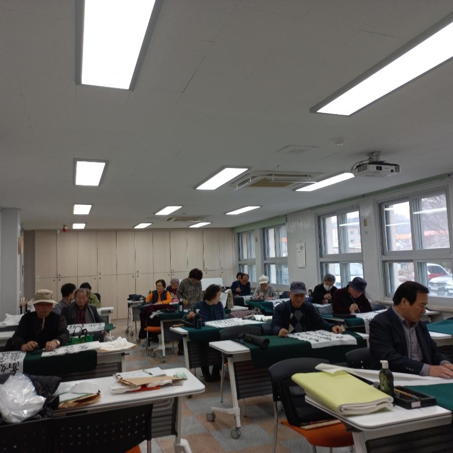 Resized_20230216_103048